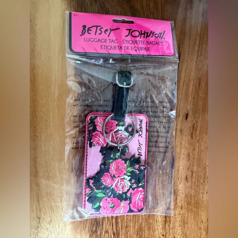 Betsey Johnson Pink Luggage Tag with Black Strap